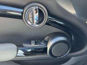 Mini Cooper JCW S — photo 18