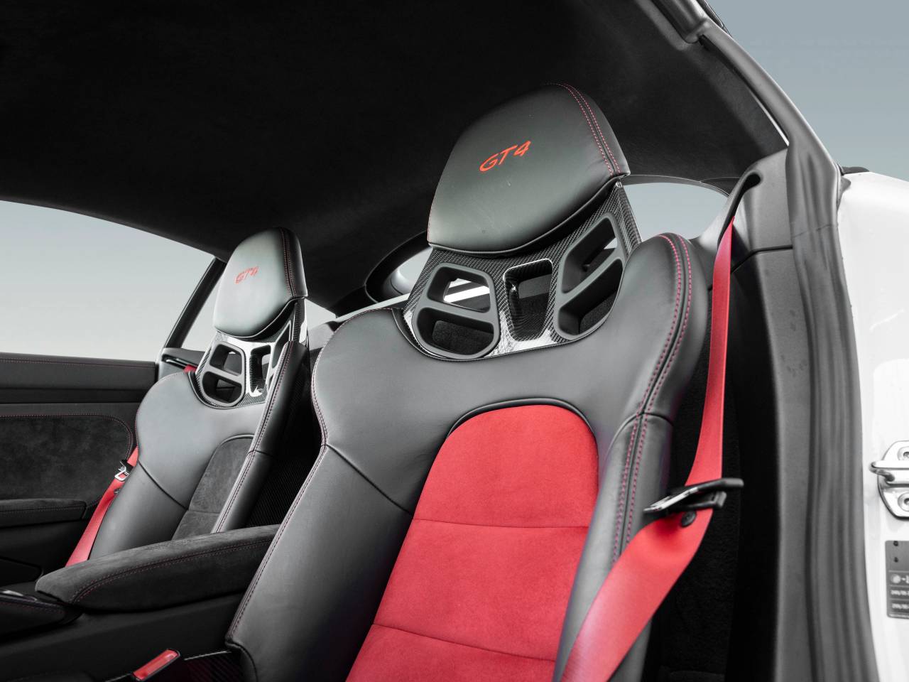 Porsche 718 type 982 Cayman GT4 - 2020 - Joinsteer - #15