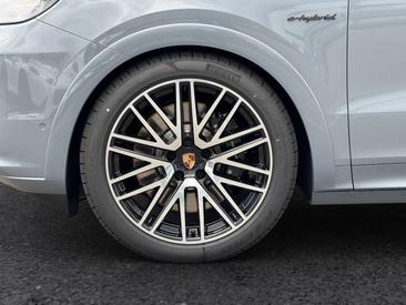 Porsche Cayenne III S E-Hybrid Coupé — photo 10