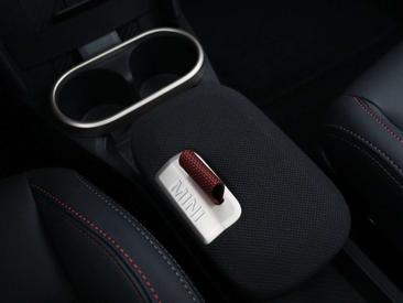 Mini Cooper JCW S — photo 12