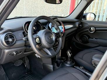 Mini 5 Portes Camden Cooper — photo 9