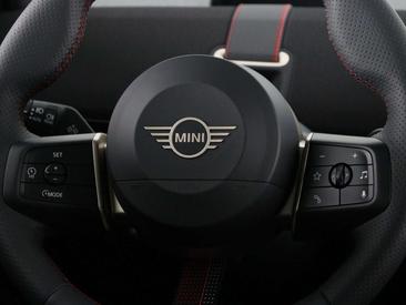 Mini Aceman JCW Electric — photo 18
