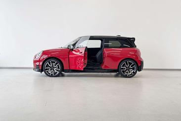 Mini Cooper SE JCW — photo 2