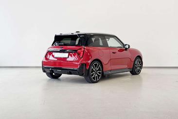 Mini Cooper SE JCW — photo 5