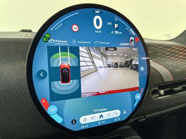 Mini Cooper SE JCW — photo 13