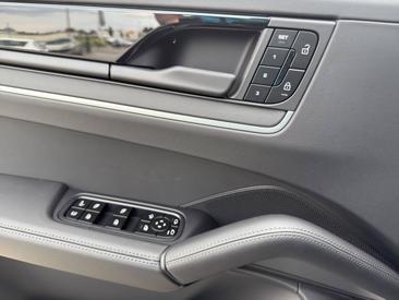 Porsche Cayenne III S E-Hybrid Coupé — photo 16