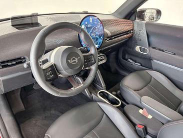 Mini Cooper SE JCW — photo 21