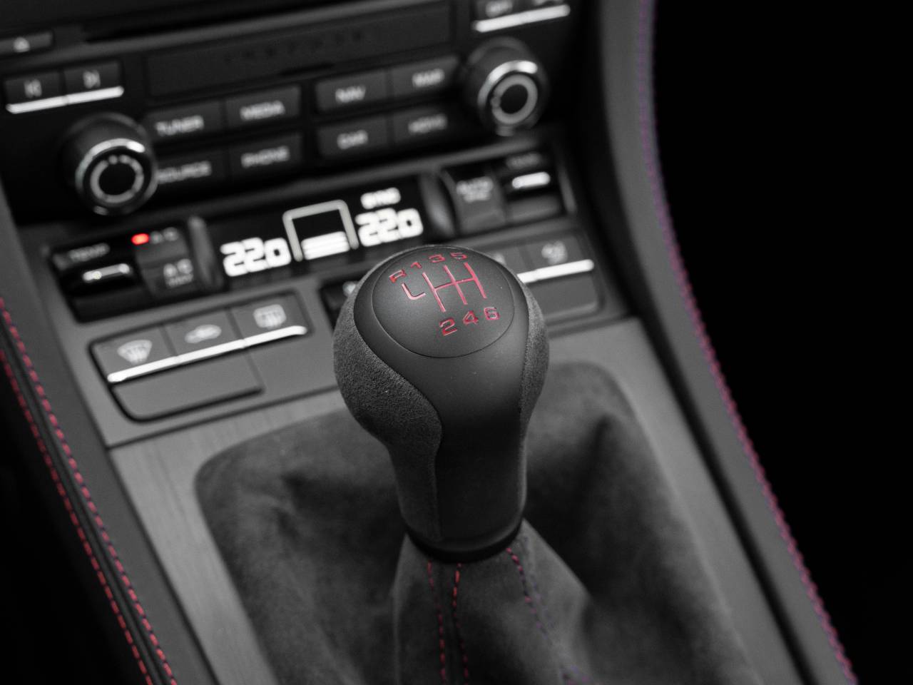 Porsche 718 type 982 Cayman GT4 - 2020 - Joinsteer - #27