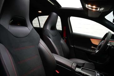 Mercedes Classe A45 AMG 45 — photo 35