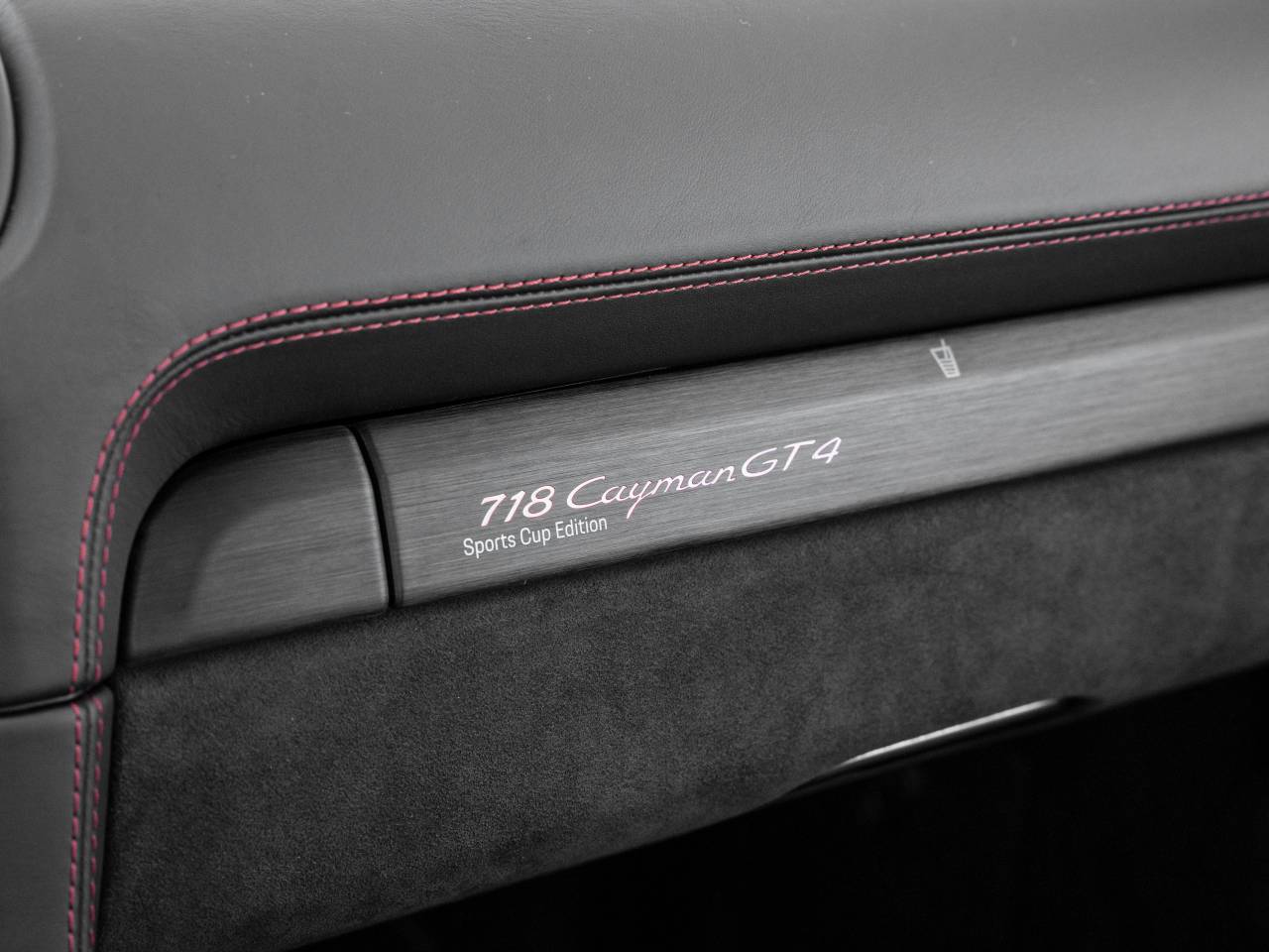 Porsche 718 type 982 Cayman GT4 - 2020 - Joinsteer - #30