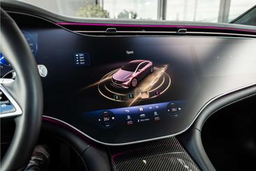 Mercedes EQS 450+ AMG Line — photo 16