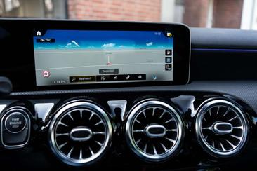 Mercedes Classe A 250 AMG Line — photo 22