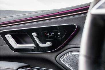 Mercedes EQS 450+ AMG Line — photo 24