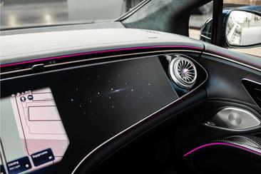 Mercedes EQS 450+ AMG Line — photo 29