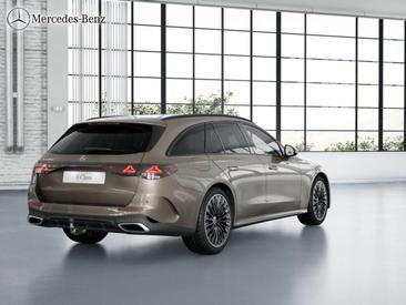 Mercedes Classe E 220 Night Edition — photo 3