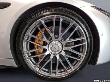 Mercedes SL 63 AMG 63 — photo 4