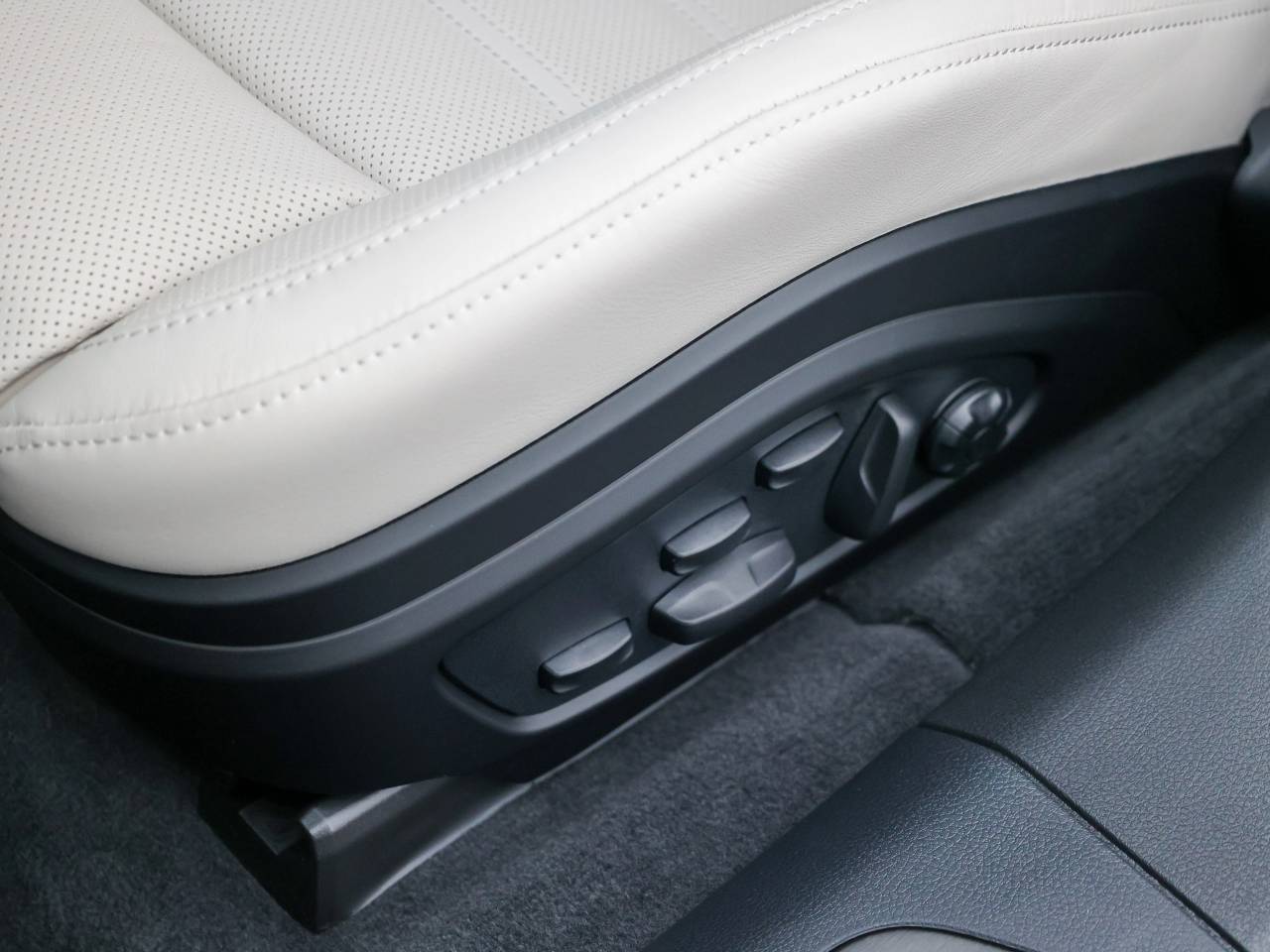 Porsche Panamera III 4 E-Hybrid - 2025 - Joinsteer - #17