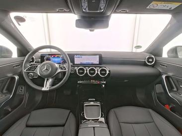 Mercedes CLA 200 — photo 6