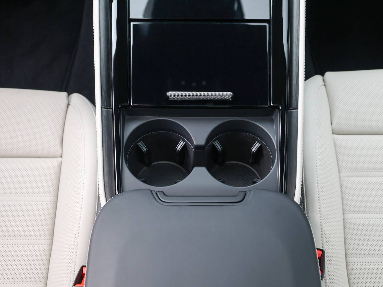 Porsche Panamera III 4 E-Hybrid - 2025 - Joinsteer - #23