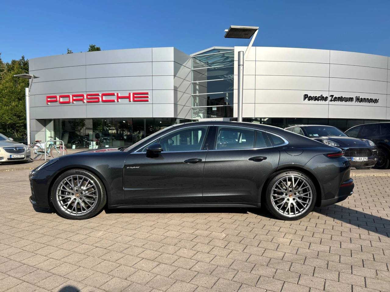 Porsche Panamera III 4 E-Hybrid - 2025 - Joinsteer - #2