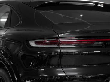 Porsche Cayenne III S Coupé — photo 11