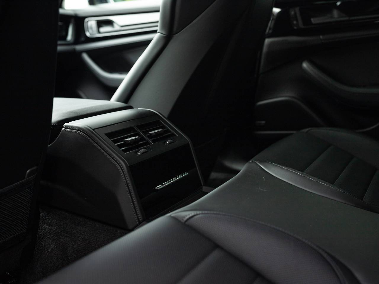 Porsche Panamera III 4 E-Hybrid - 2025 - Joinsteer - #34