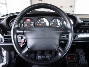 Porsche 993 Carrera Cabriolet — photo 14