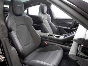 Porsche Taycan ph2 GTS — photo 21