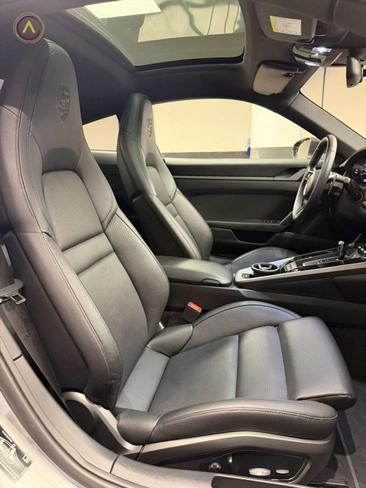 Porsche 992 I Carrera — photo 16