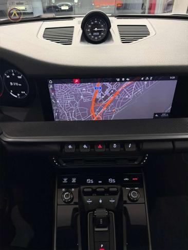 Porsche 992 I Carrera — photo 20