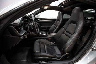 Porsche 992 I Carrera S — photo 11