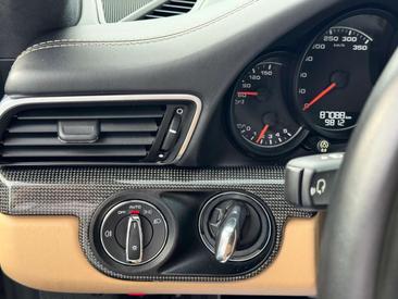 Porsche 991 Turbo — photo 15