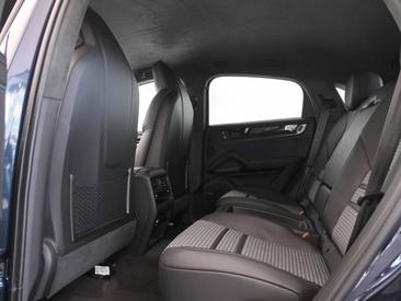 Porsche Cayenne III GTS Coupé — photo 15