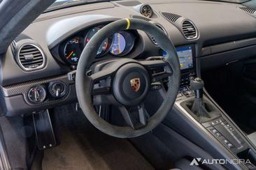 Porsche 718 Cayman GT4 RS — photo 22