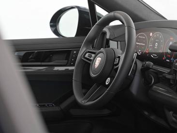 Porsche Cayenne III GTS Coupé — photo 26