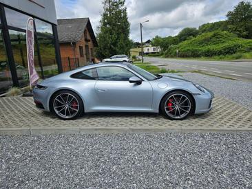 Porsche 992 I Carrera 4S — photo 6