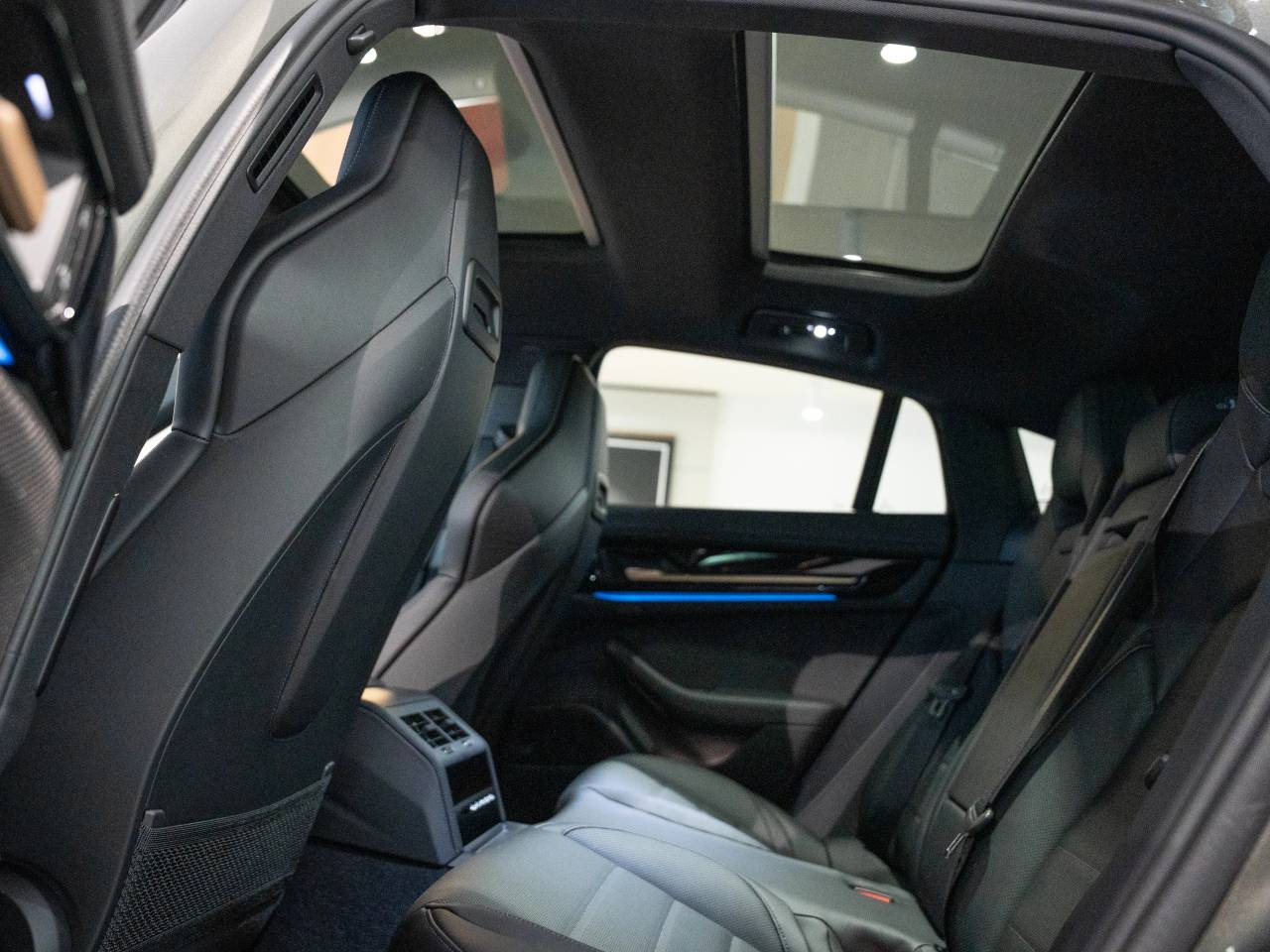 Porsche Panamera III 4 E-Hybrid - 2025 - Joinsteer - #15