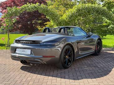 Porsche 718 Boxster S — photo 7