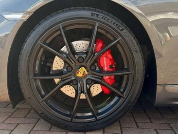Porsche 718 Boxster S — photo 8