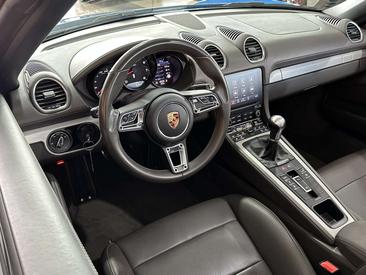 Porsche 718 Boxster — photo 12