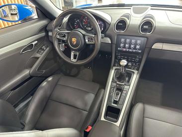 Porsche 718 Boxster — photo 13