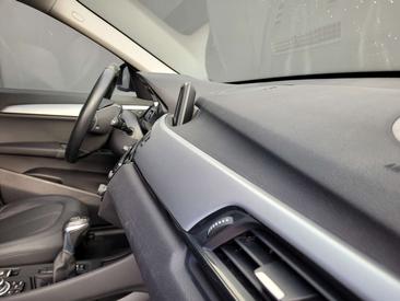 BMW X1 18d SDrive — photo 16