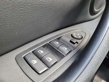 BMW X1 18d SDrive — photo 21