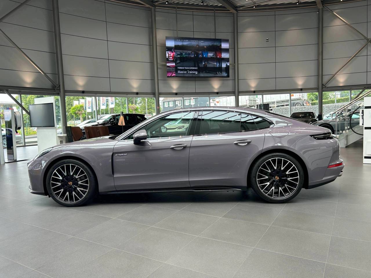 Porsche Panamera III 4 E-Hybrid - 2025 - Joinsteer - #2