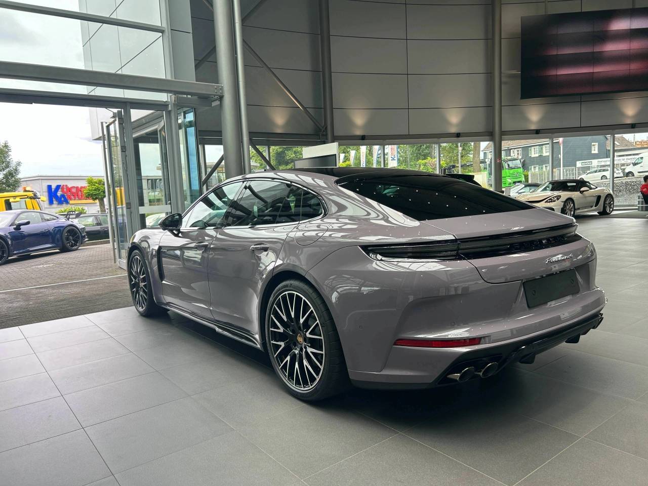 Porsche Panamera III 4 E-Hybrid - 2025 - Joinsteer - #3