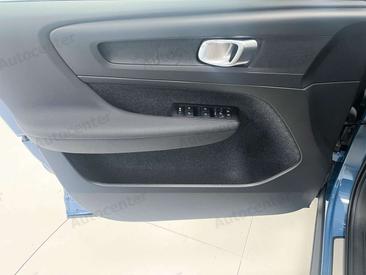 Volvo C40 Recharge Core — photo 14