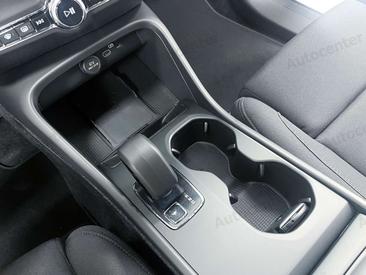 Volvo C40 Recharge Core — photo 15