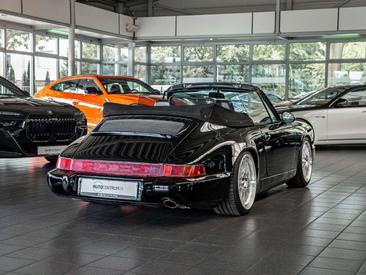 Porsche 964 Carrera 2 — photo 10