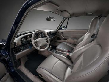 Porsche 993 Carrera 2 — photo 4