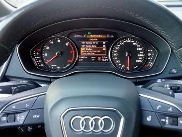 Audi Q5 45 TFSI — photo 12